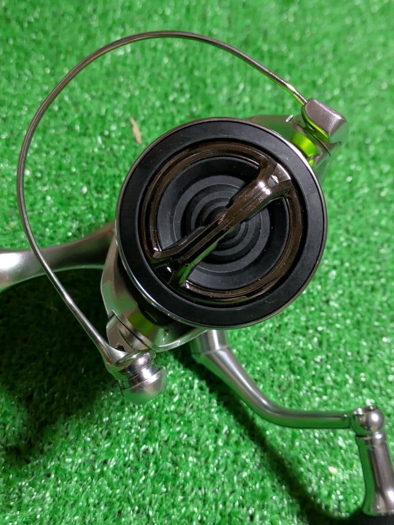 新品未使用。23ストラディックC5000XG ライン付　即日発送可