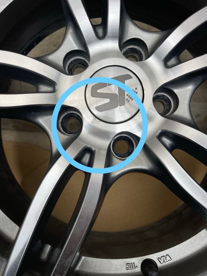 ボルボ　スポーツテクニック　アルミホイール16インチ