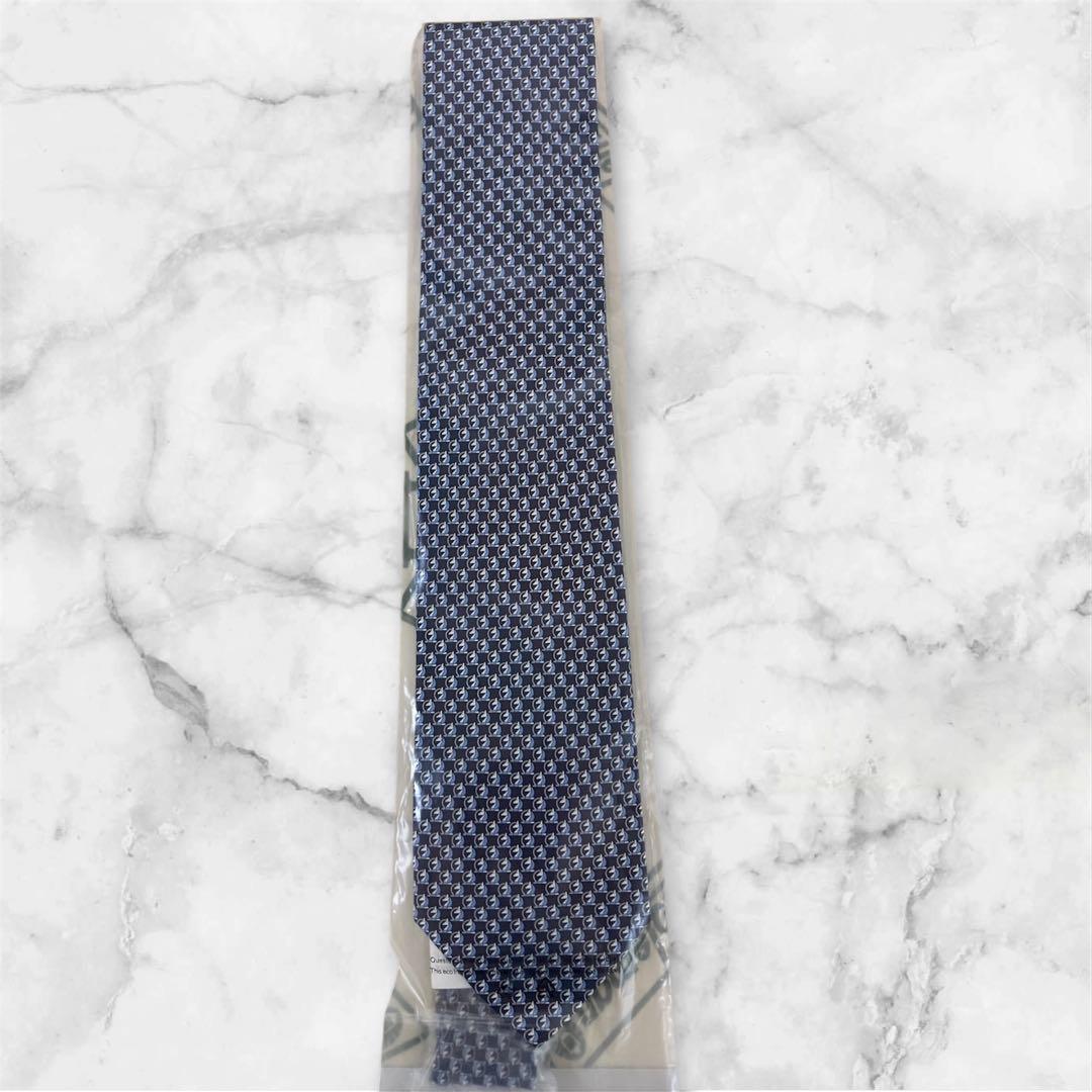 Salvatore Ferragamo ネクタイ ネイビー系 幾何学模様　新品