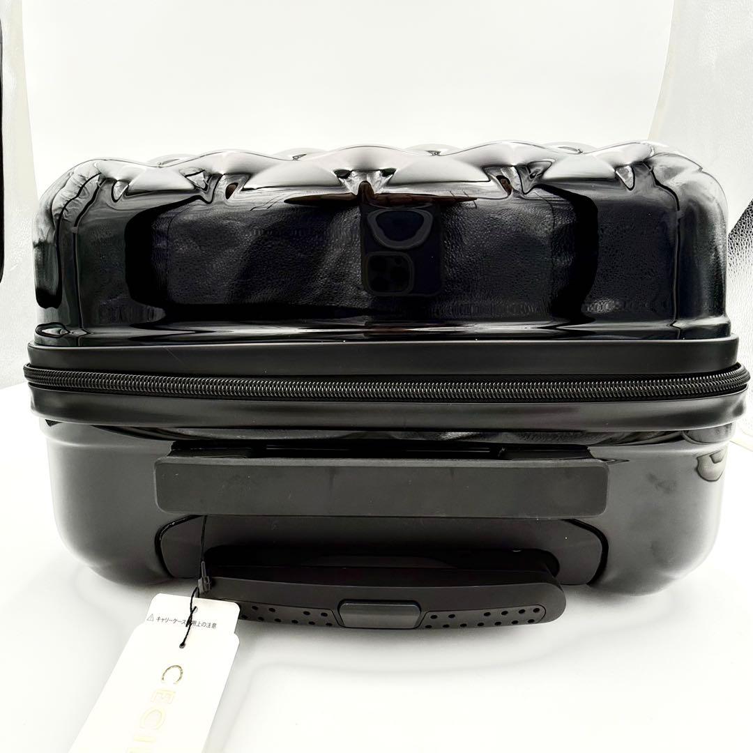 新品タグ付✨ セシルマクビー キルト キャリーケース Sサイズ 35L ブラック