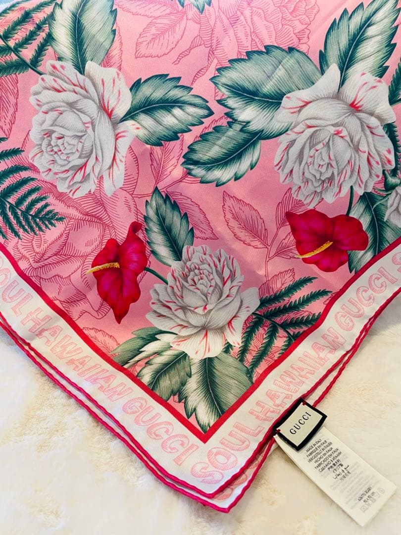 a*n様 グッチGUCCI フラワープリント ストール 90x90cm