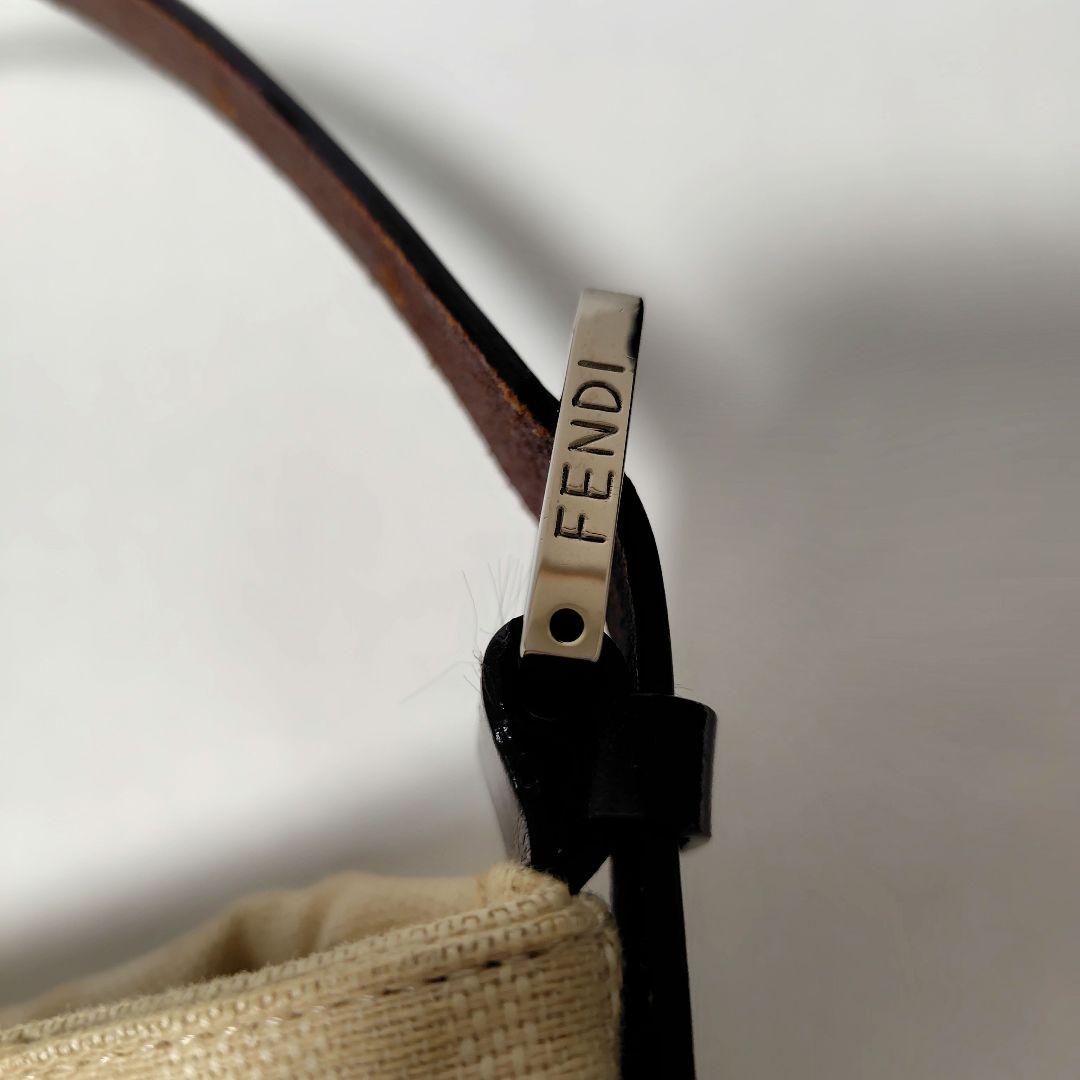 FENDI　ショルダーバッグ　ズッカ　フェンディ