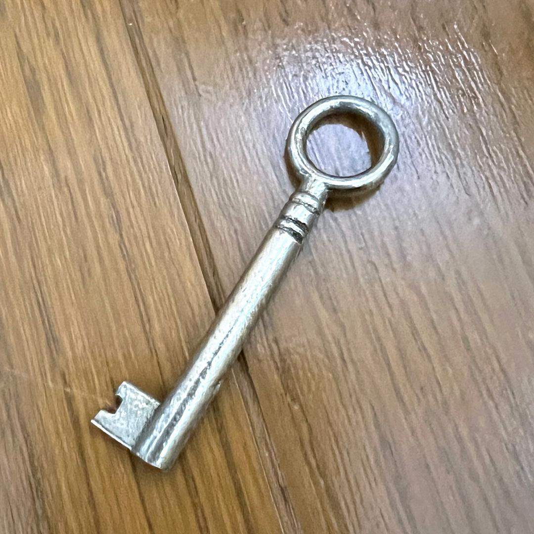 ハリボー様／ペニーワイズ／洋服タンス／ワードローブ／カントリー家具／パイン材