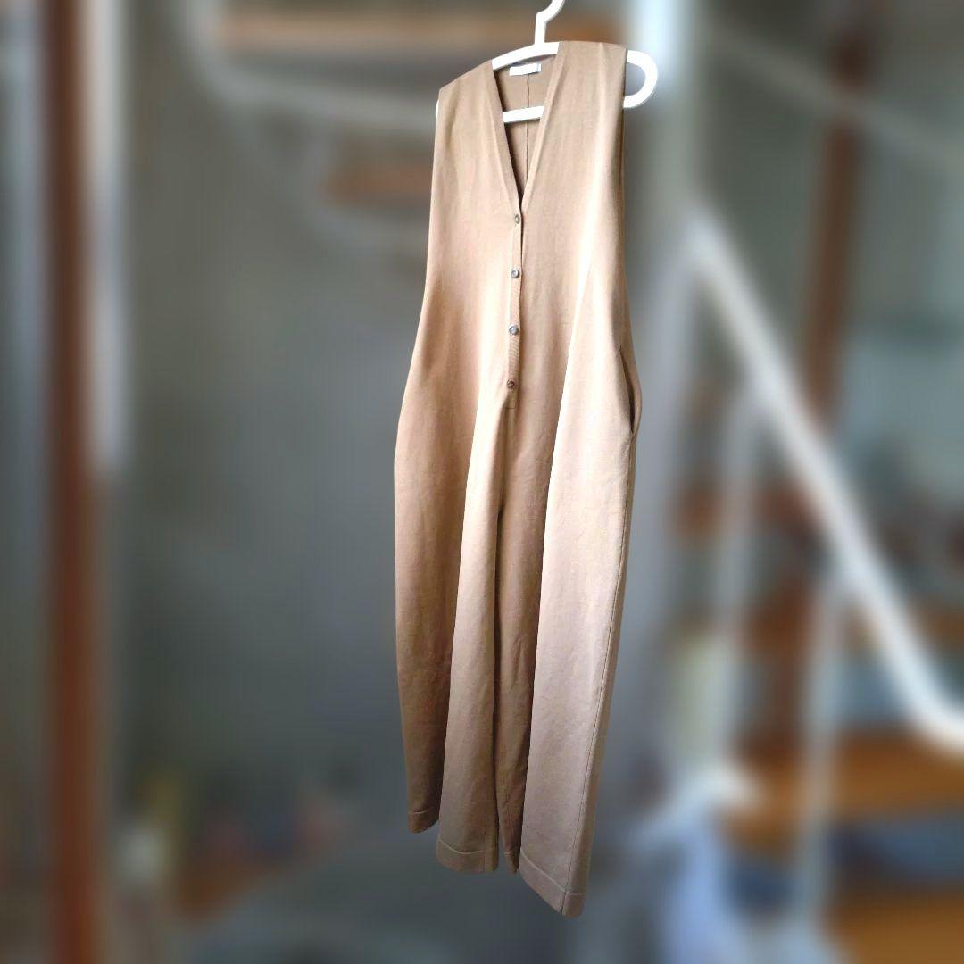 【ETRÉ TOKYO】フロントボタンニットオールインワン