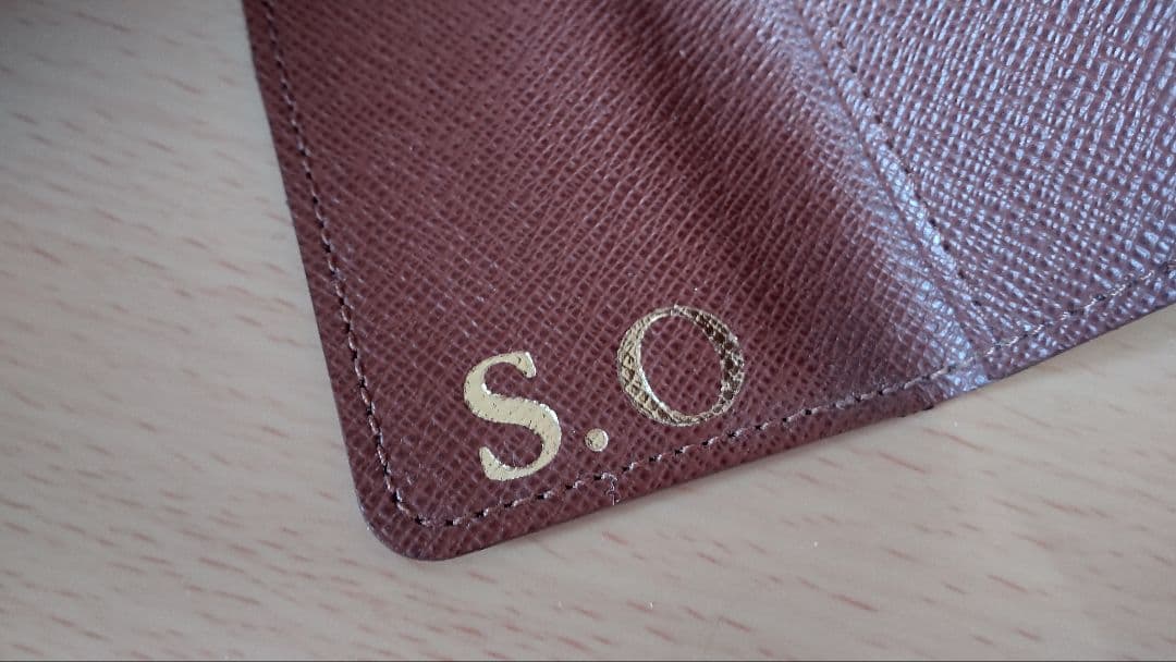 未使用美品　ルイヴィトン　4連キーケース 　ミュルティクレ 4　刻印有　保存袋無