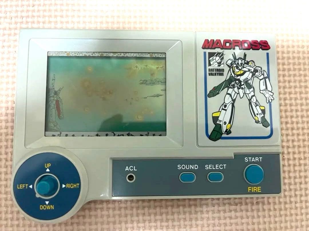 希少品　超時空要塞マクロス スペースファイト　ゲームウォッチ