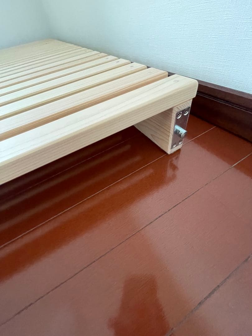 国産ヒノキ無垢材のスノコベッド