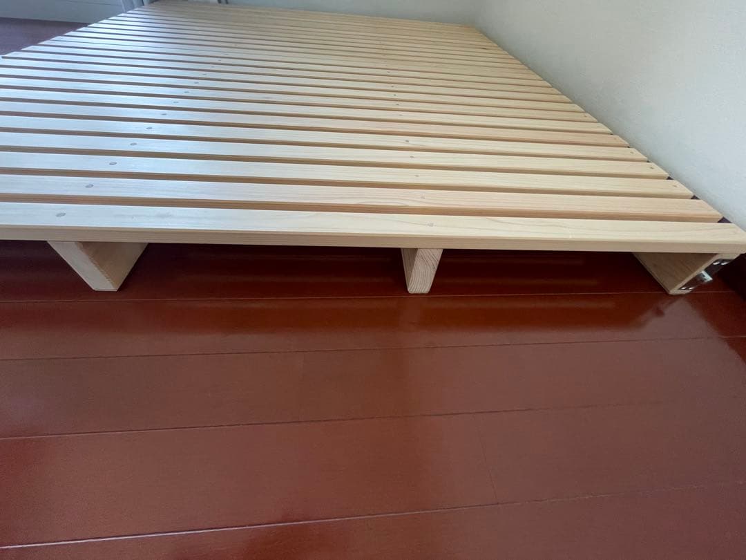 国産ヒノキ無垢材のスノコベッド