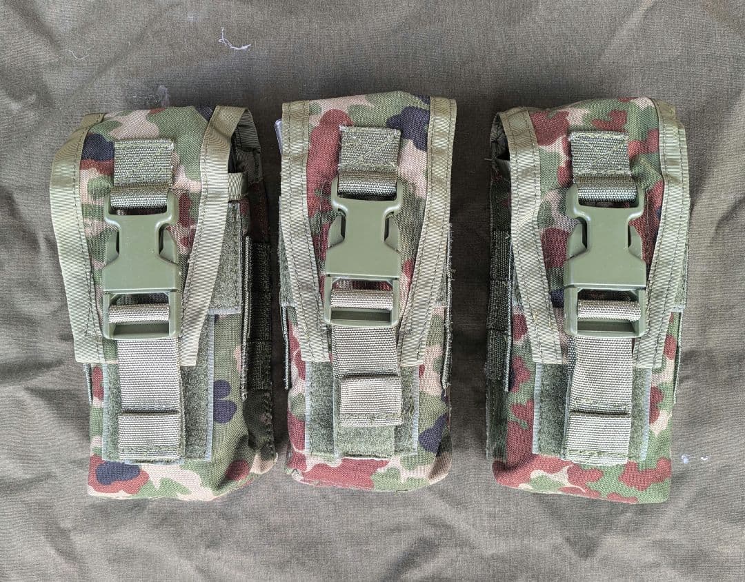SOEタイプ改 89式30連弾倉2本用マガジンポウチ3個セット陸上自衛隊迷彩