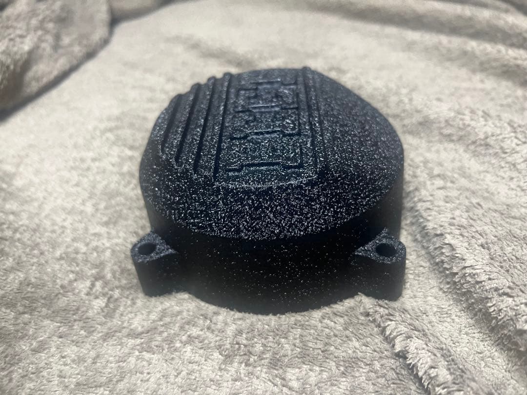 ZRX400 BEET ポイントカバー、ジェネレーターカバー　結晶塗装　黒