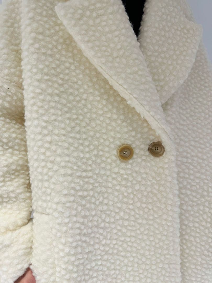 【RITA ROW/リタロウ】ブークレロングコート ホワイト　XS