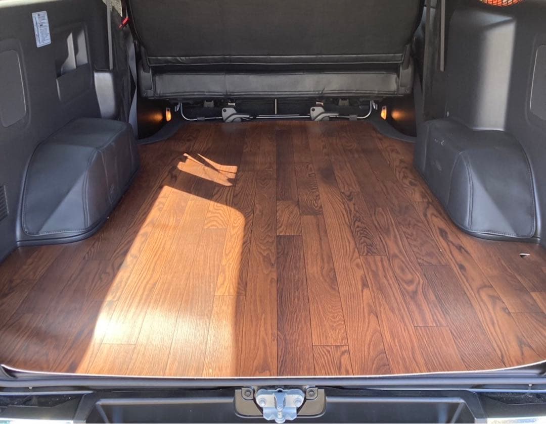 クラフトプラス　200系ハイエース カーゴマット ライトブラウン