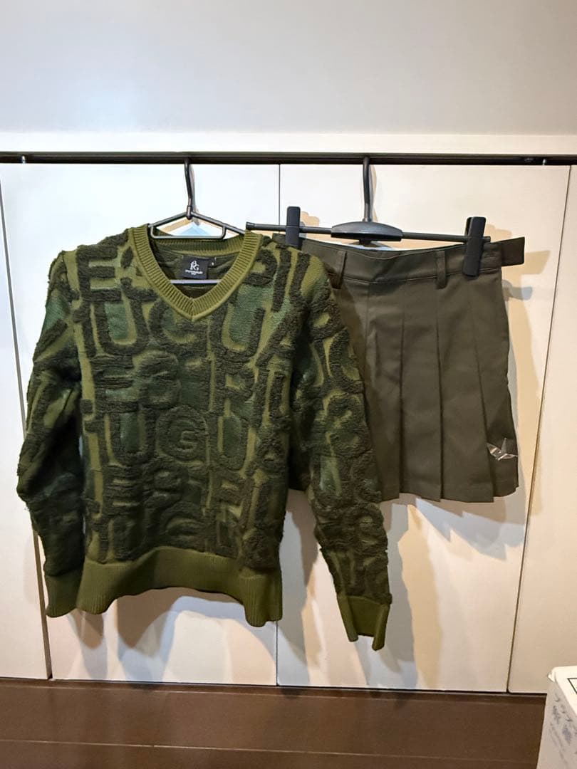 週末SALE 1piu1uguale3 カーキ　セット