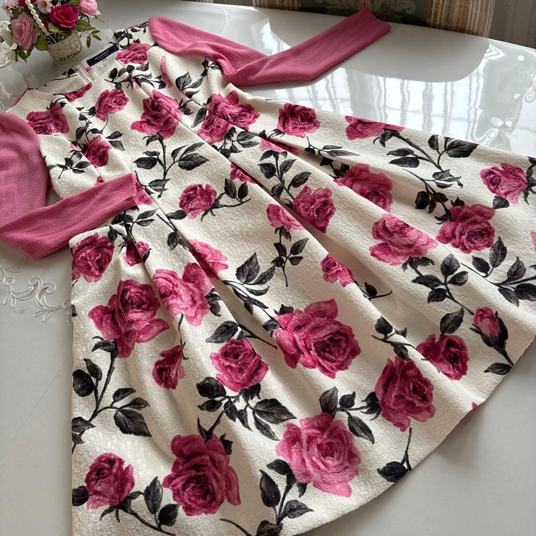 エムズグレイシー　袖ニットドッキングワンピース　ローズ柄ピンク系　38