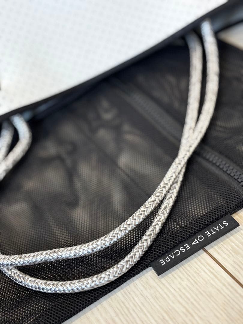 arise 　ステイトオブエスケープトートバッグ 白 ポーチ メッシュ