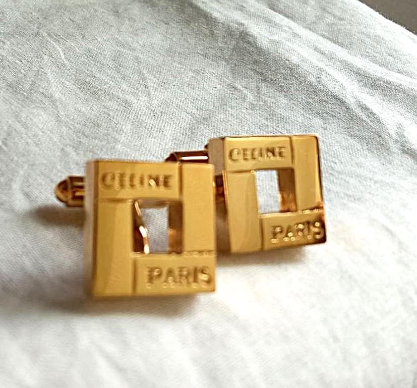 美品・旧ロゴ期CELINEカフリンクス、専用箱付、レア＋美品１対（セリーヌCｆ）