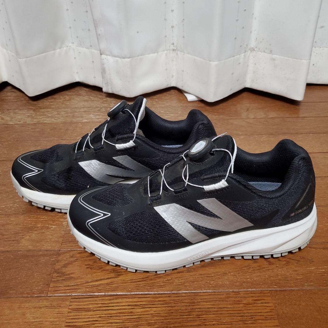 New Balance ゴルフシューズ ブラック2025モデル