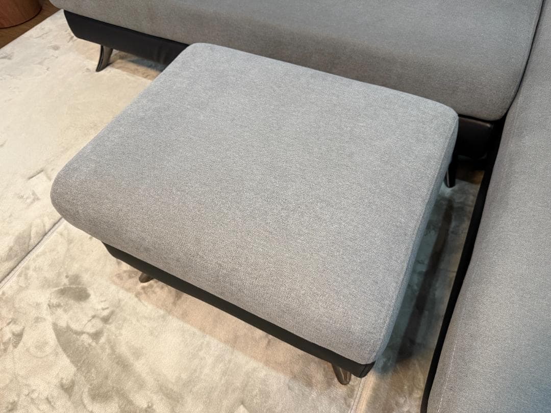 【残り1週間最終価格】ニトリ カウチソファ 布張り(2KD GY)＋ オットマン