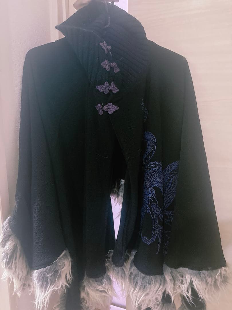 ⑩QutieFrash チャイナ ドラゴン柄 ポンチョ マント