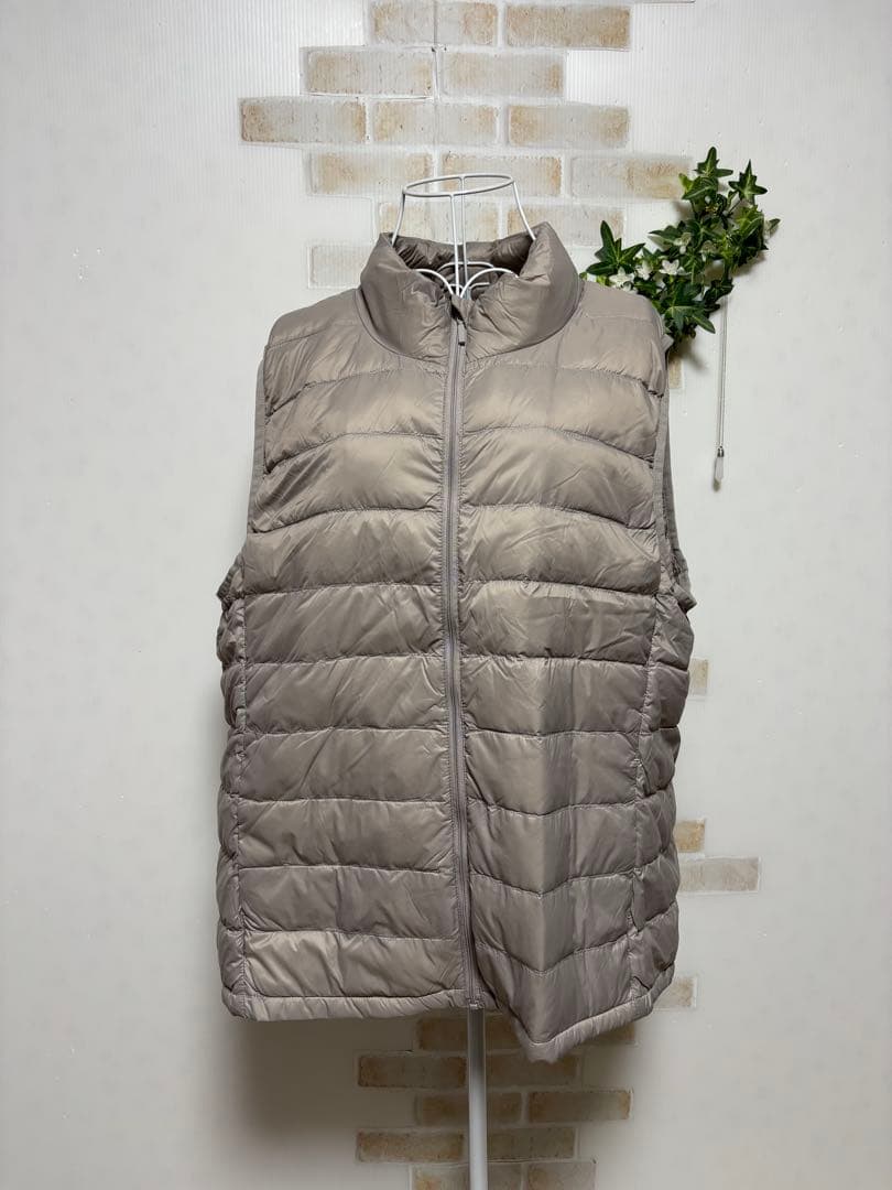 ◆専用◆まとめ値引き2点　ブラックフォーマルワンピース☆ダウンベスト　収納袋付き