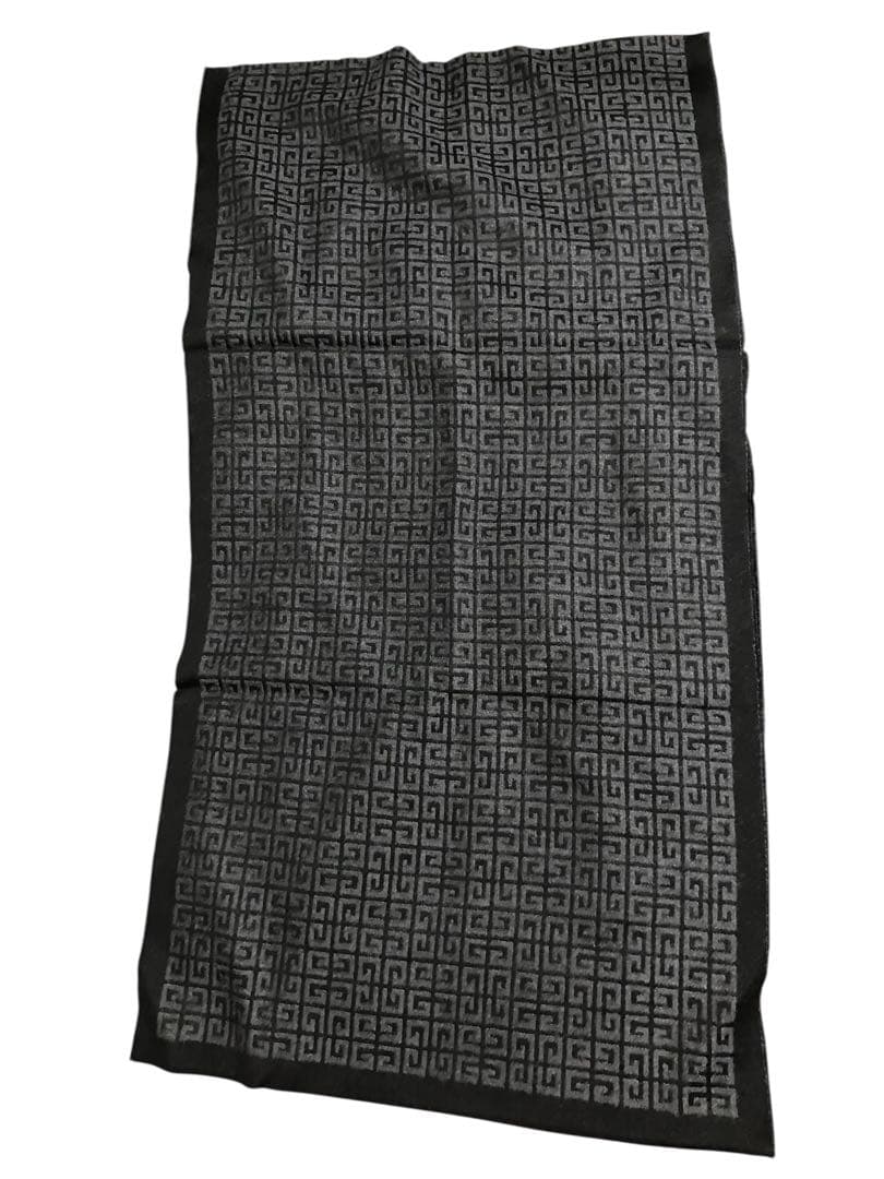 GIVENCHY ブラック ウール マフラー