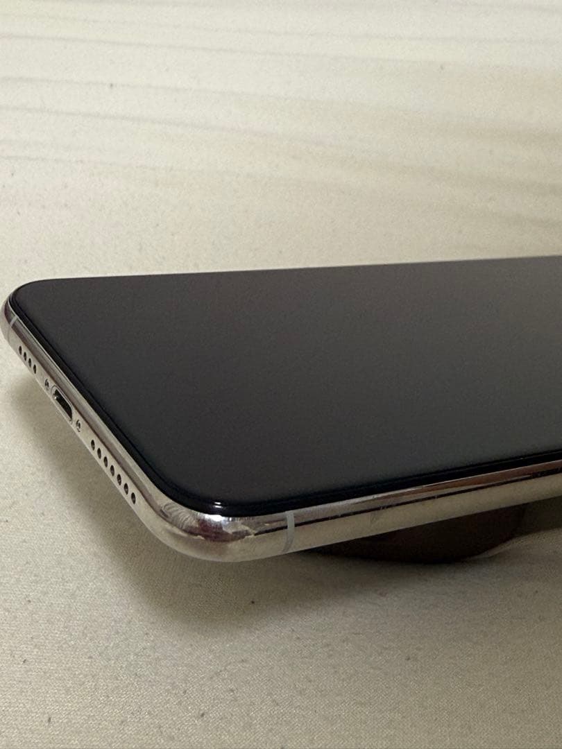 Apple iPhone 11 Pro Maxシルバー　256GB