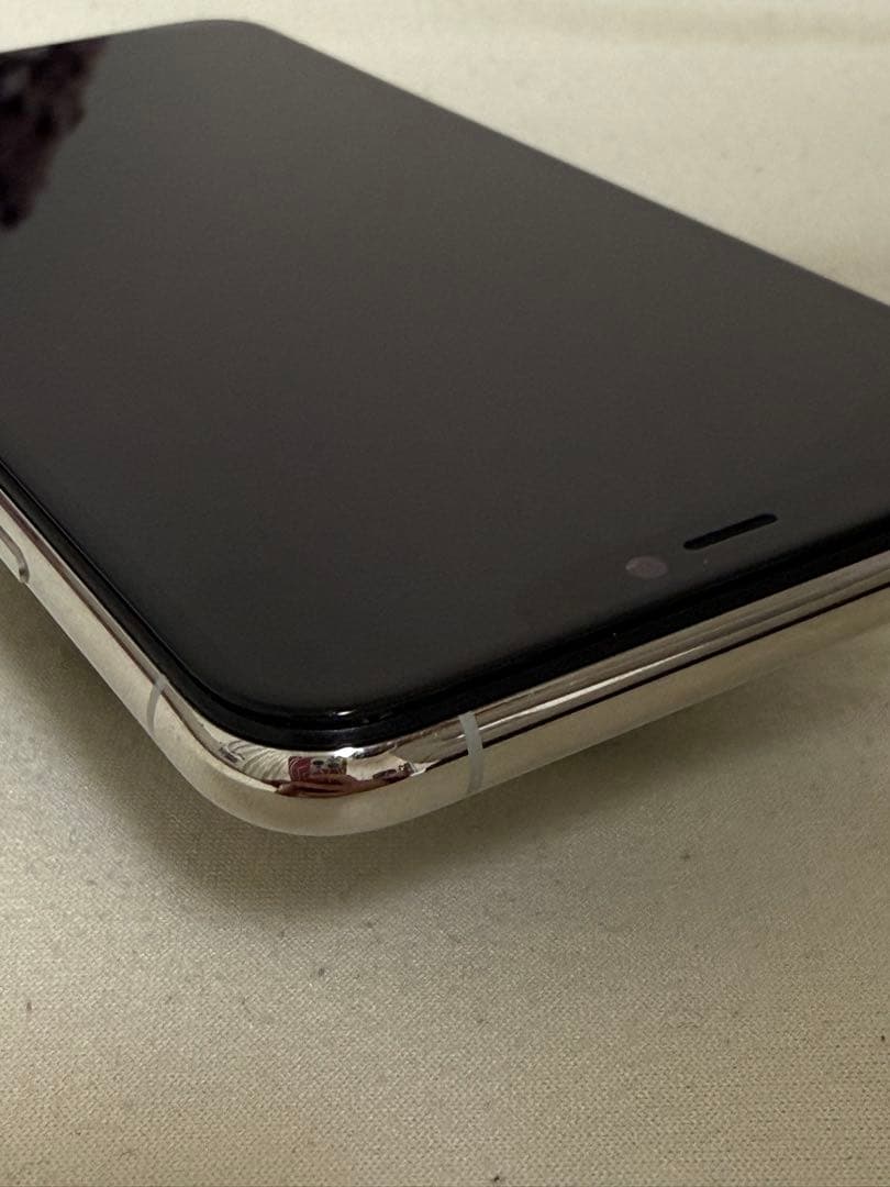 Apple iPhone 11 Pro Maxシルバー　256GB