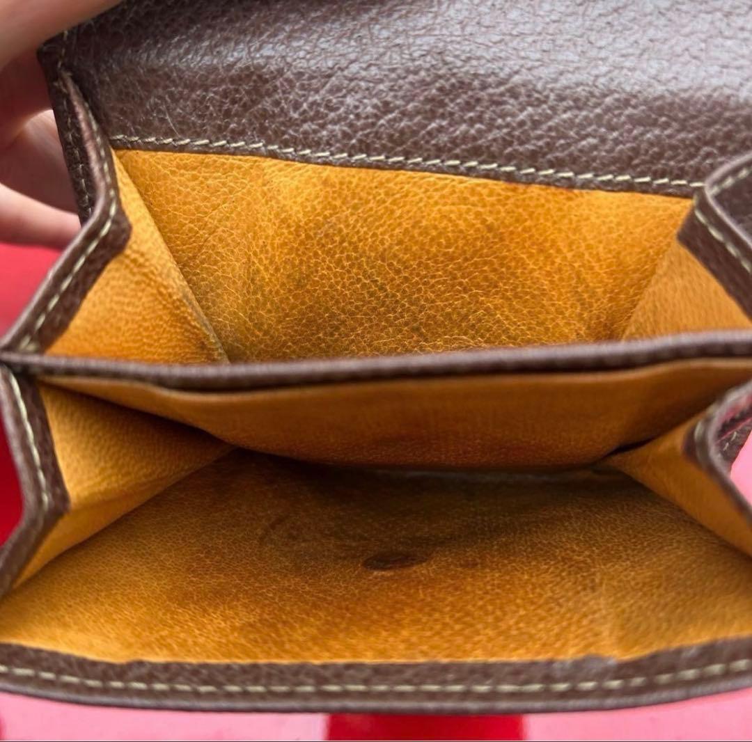 GUCCI 二つ折り財布 ブラウン