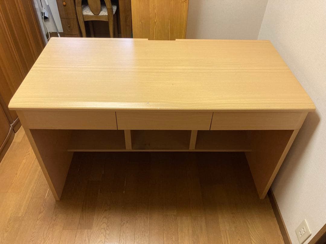 学習机　 事務デスク　収納力あり