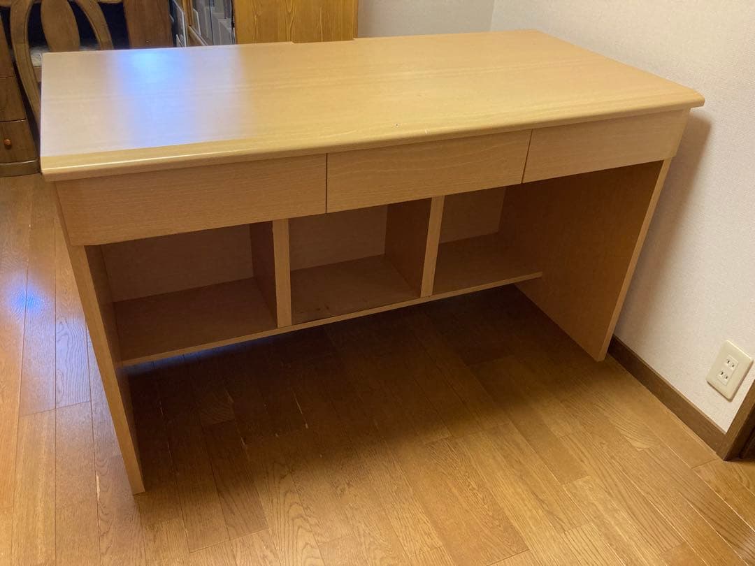 学習机　 事務デスク　収納力あり