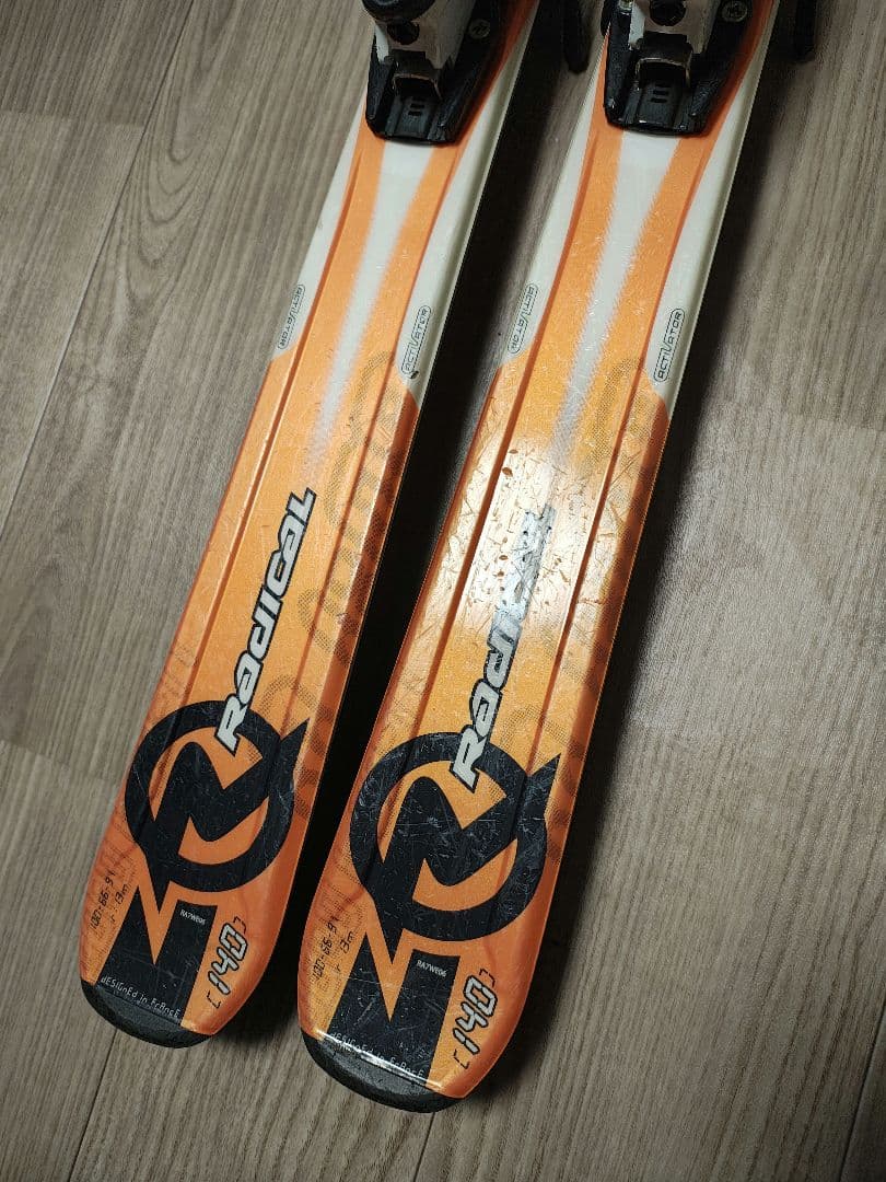 【かずのり☆】140cm　ROSSIGNOLスキー板セット♪　送料無料！