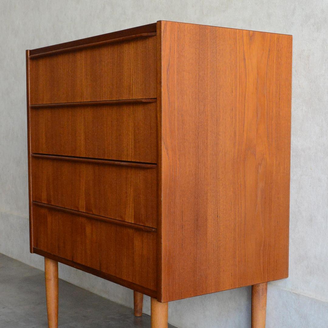デンマーク 北欧ヴィンテージ チーク ４段 チェスト 洋タンス 北欧家具