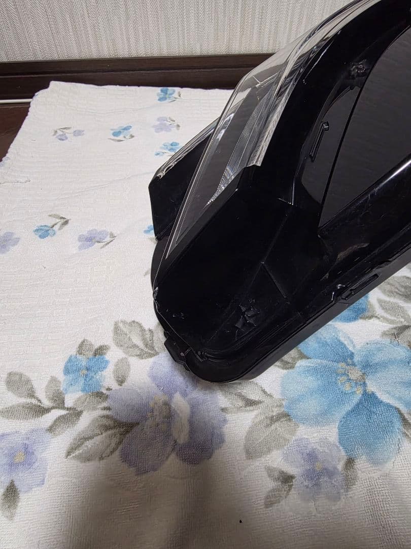 日産　ノートオーラ　E13 左ヘッドライト