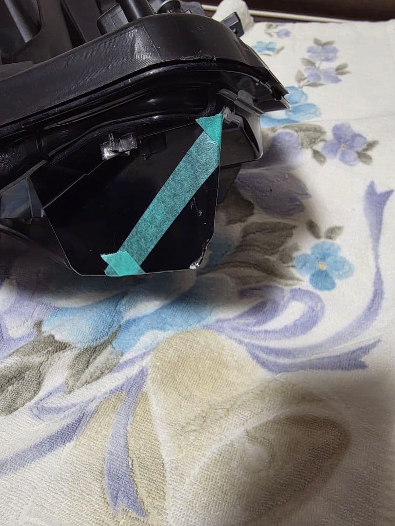 日産　ノートオーラ　E13 左ヘッドライト