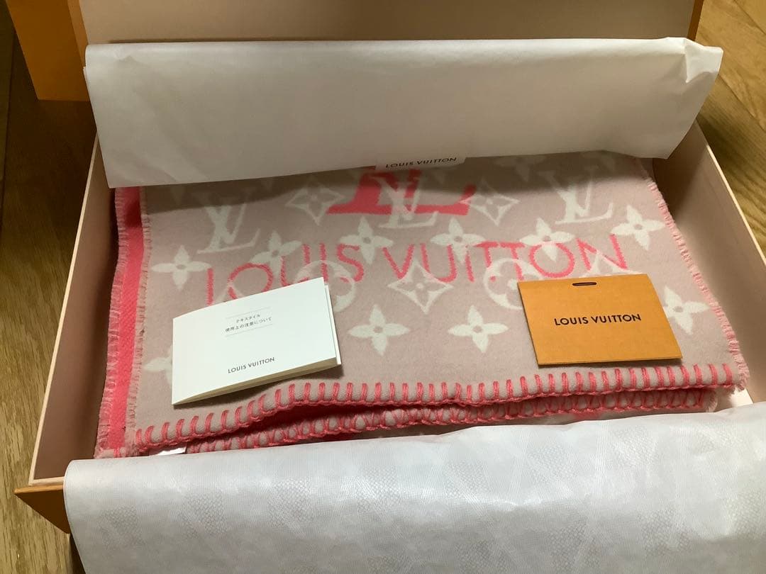 ルイヴィトン　マフラー エシャルプ・オールユーニード　難有り