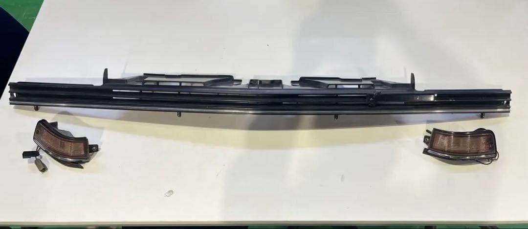 S12シルビア　後期用　フロントグリル、コーナーランプ