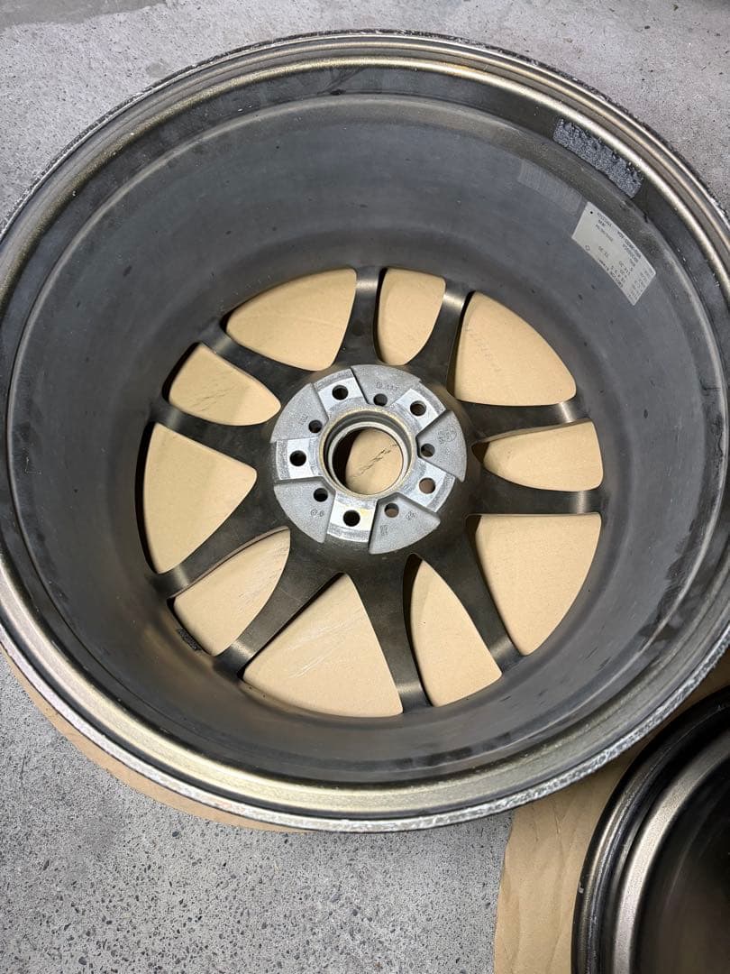 ワークエモーション 極 18インチ 9.5J +30 114.3