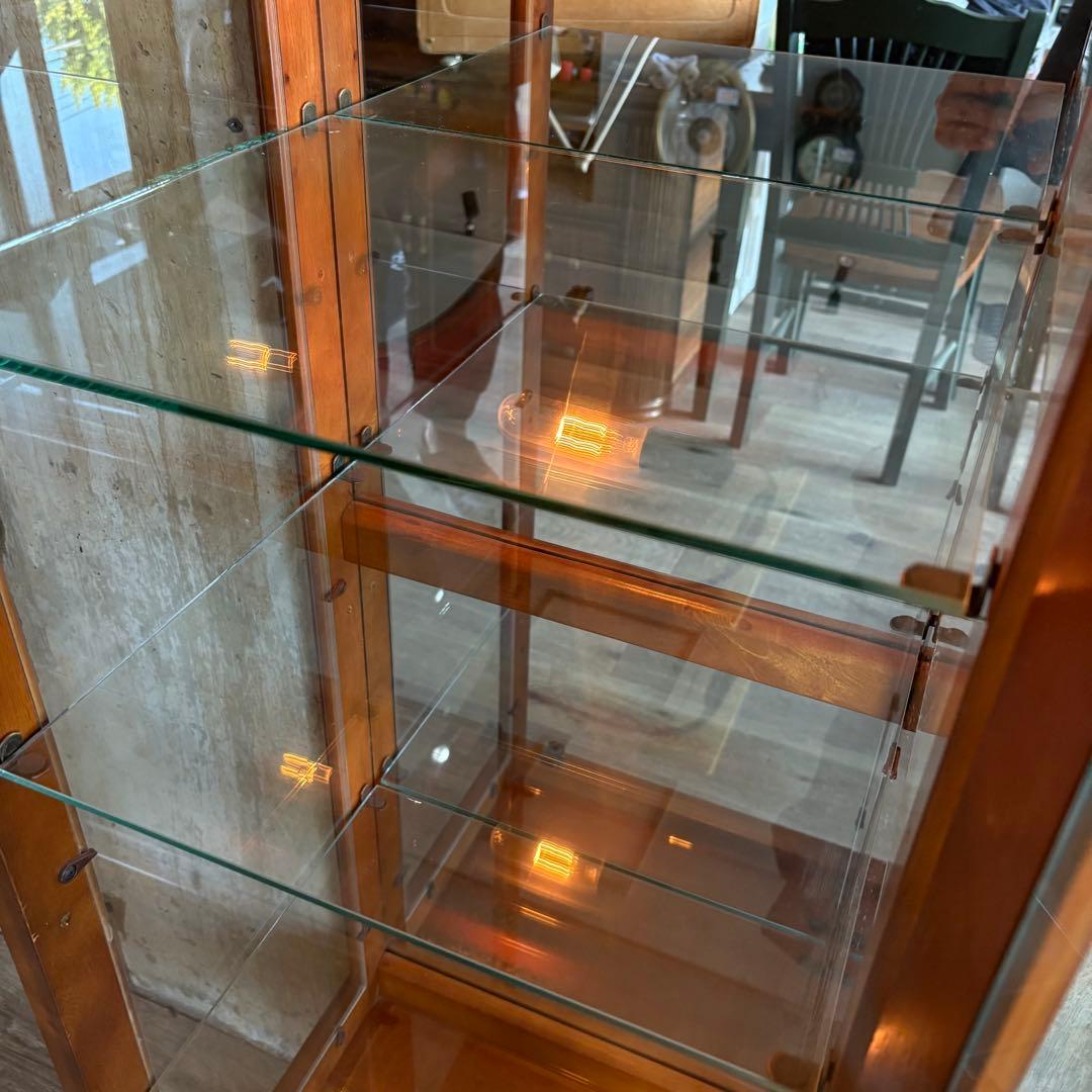 猫脚　飾り棚　クラシック　キュリオケース　ガラスケース　ダウンライト付