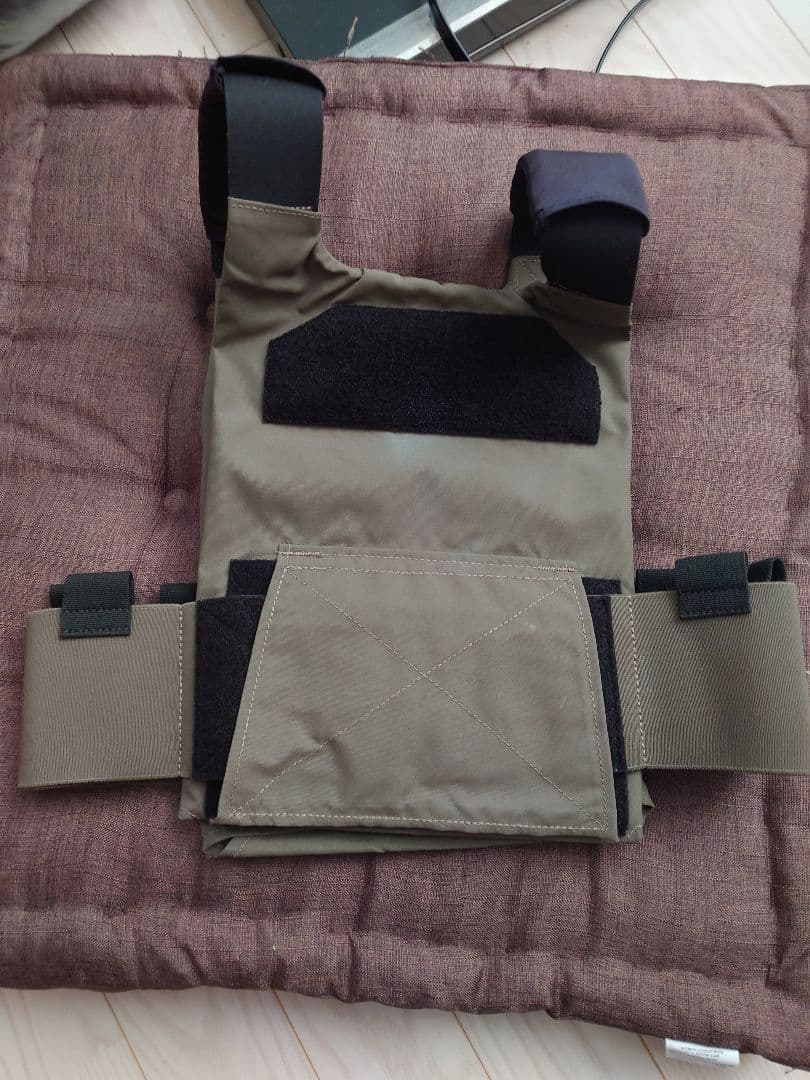 T.REX ARMS プレートキャリア レンジャーグリーン　LE装備　サバゲー