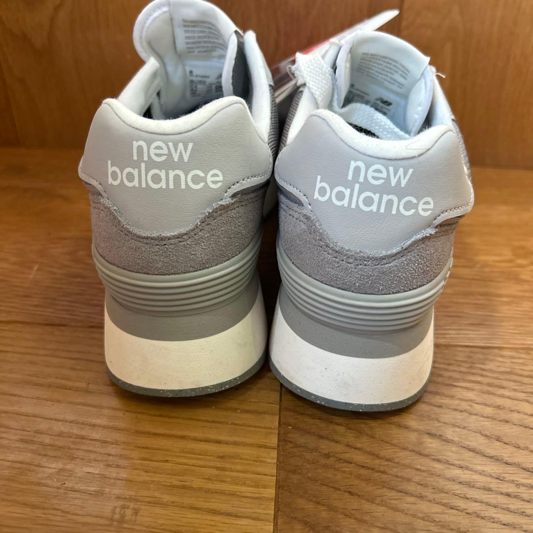 新品タグ付きNew Balance WL574ZSD グレー スニーカー