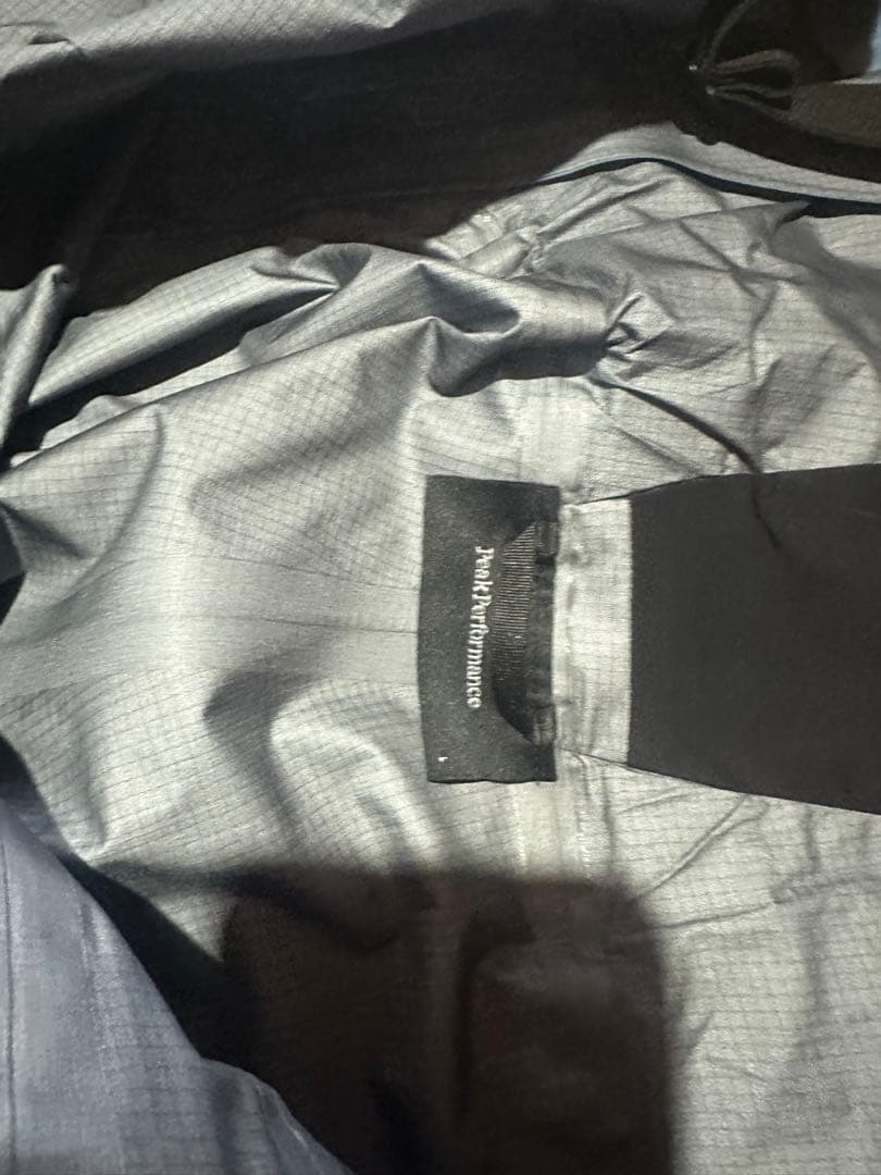 ピークパフォーマンス　Vertical Gore-Tex Proスキーウエア