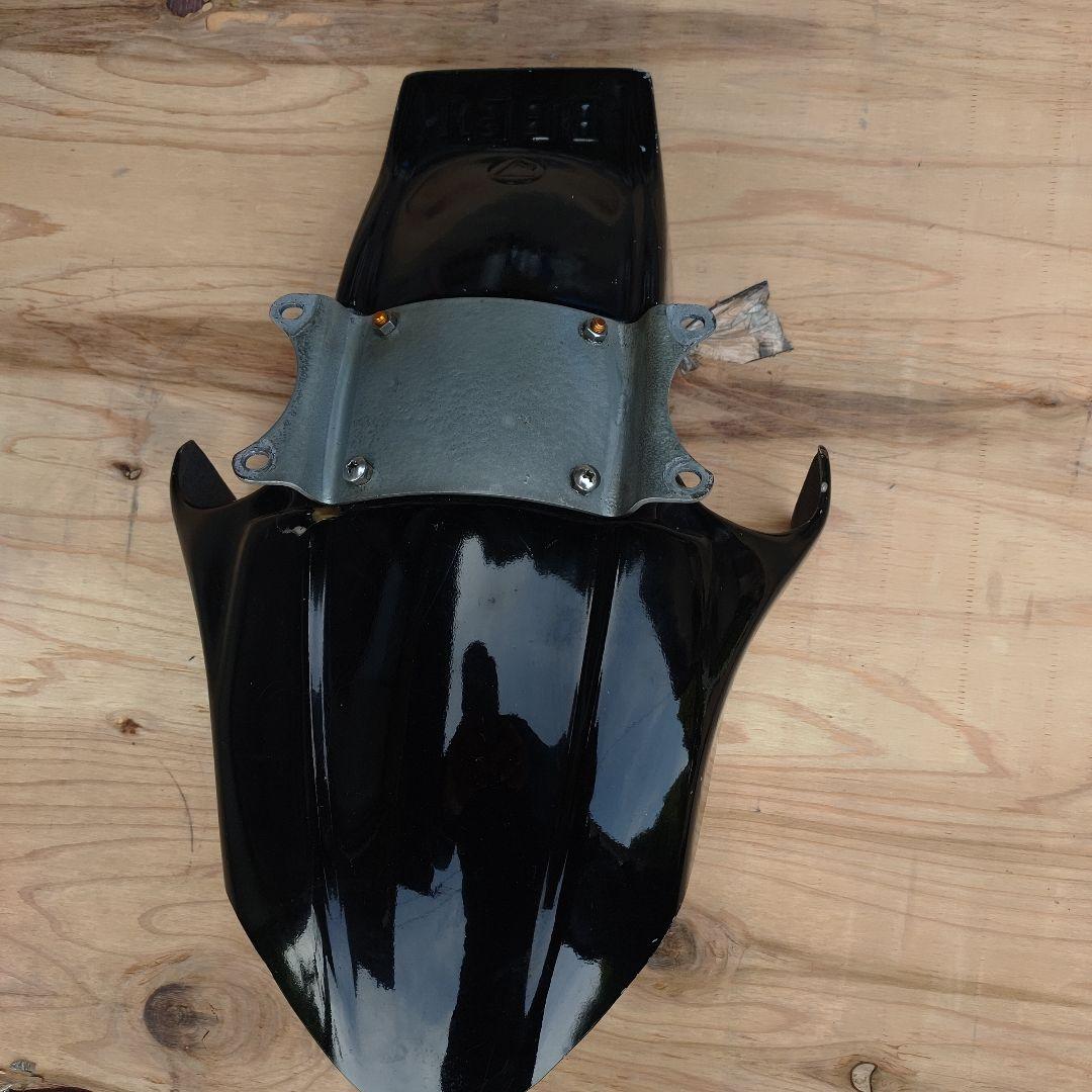 D*中様 スズキカタナ400用ビートフェンダー