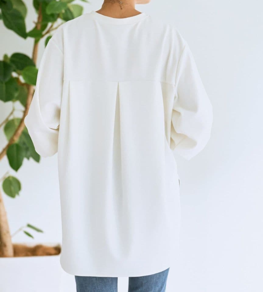 美品☆BEARDSLEY Tブラウス ホワイト