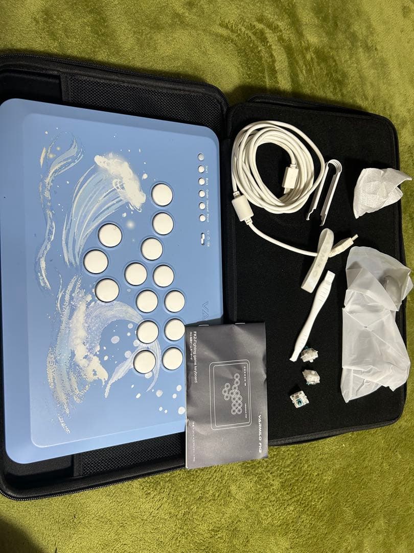 Varmilo RK3 青いデザイン ハードケース付き