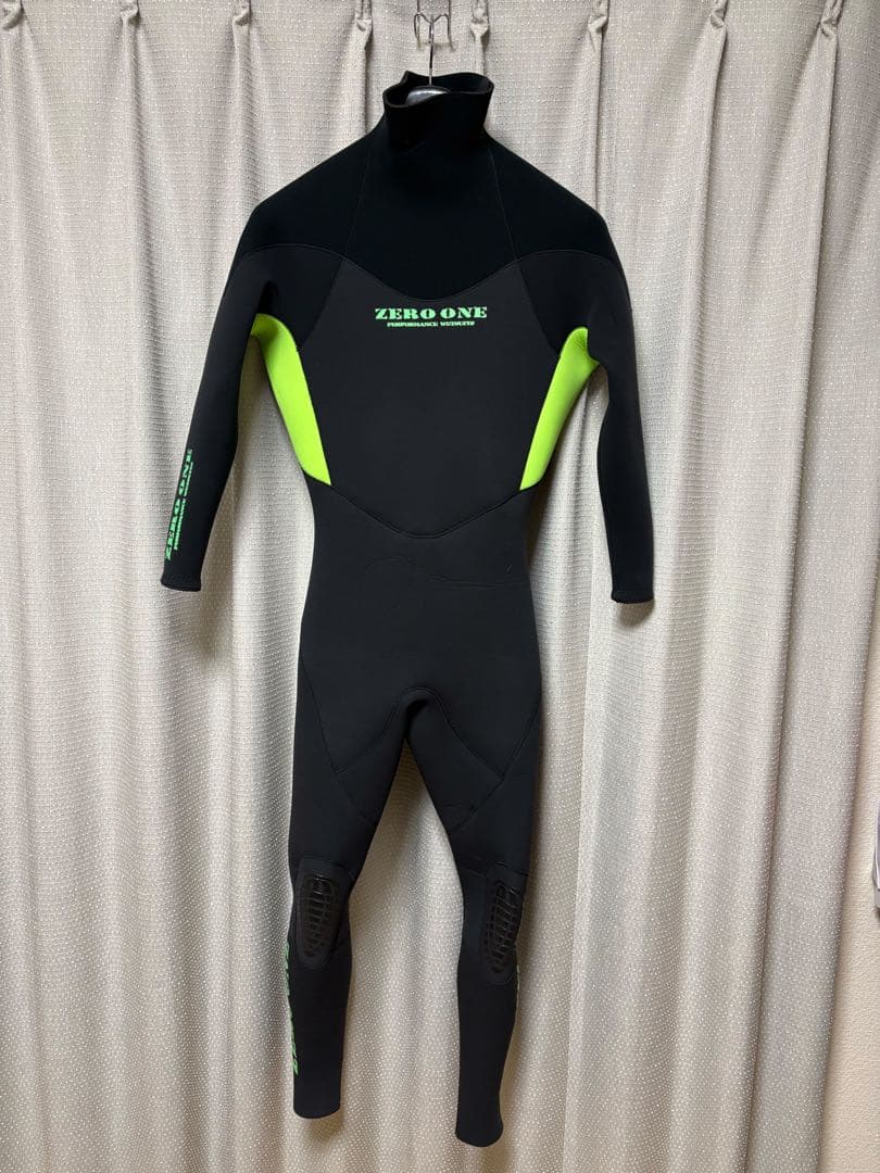 ZERO ONE(ゼロワン)5×3mm セミドライ メンズMLサイズ相当