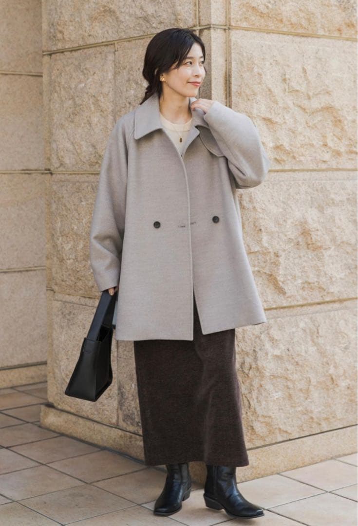 【完売品】『UR TECH』ミドル丈コート ベージュ