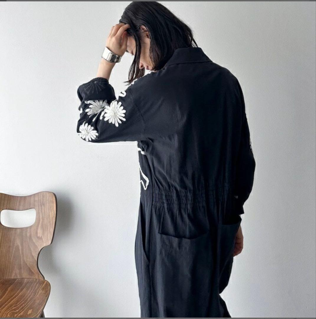 chii　Deepika Tape Embroidery Jumpsuit