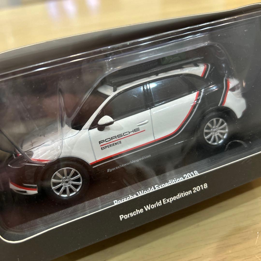 ポルシェ カイエン World Expedition 2018