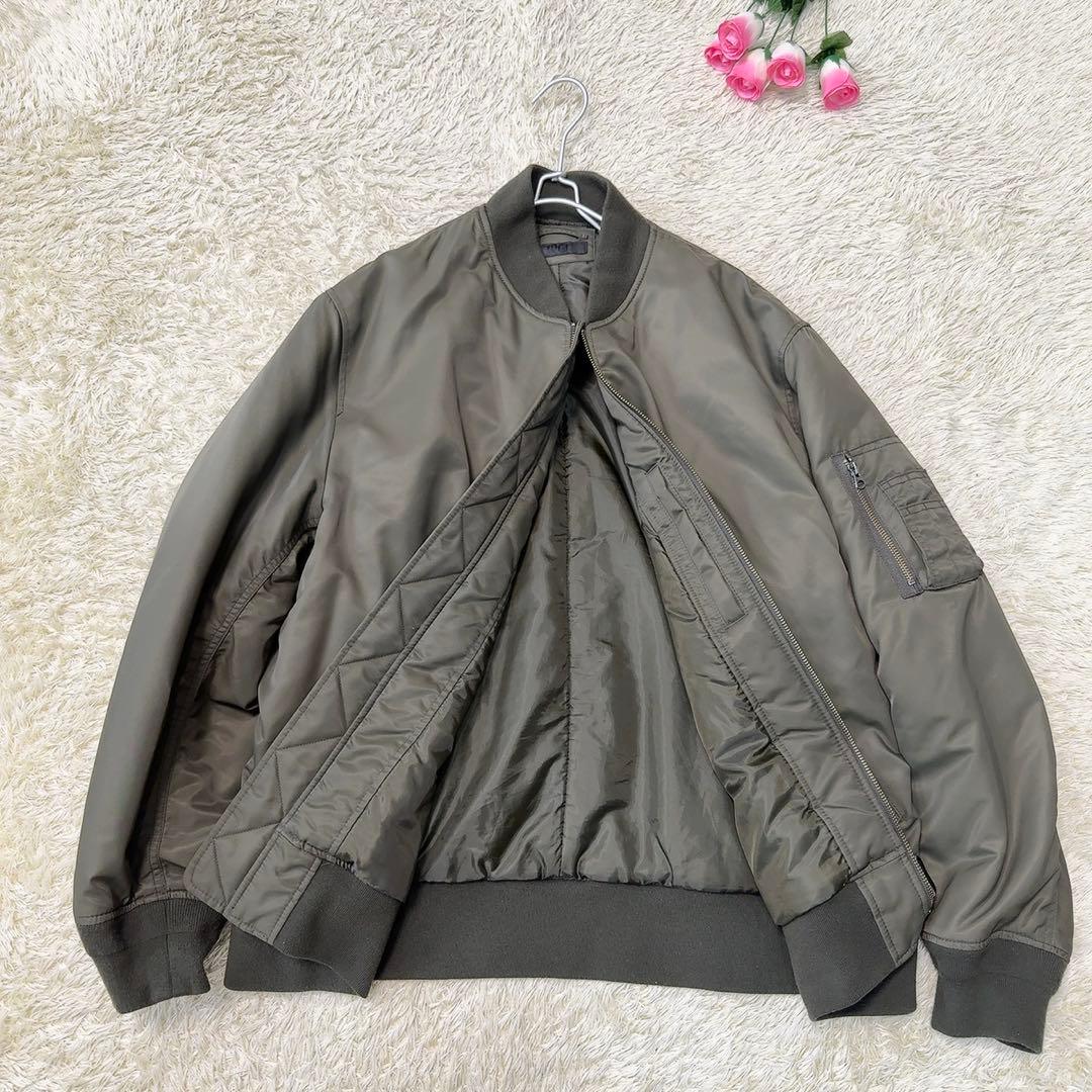 希少サイズ　XXL　ユニクロ(UNIQLO ) MA1ブルゾン　カーキ