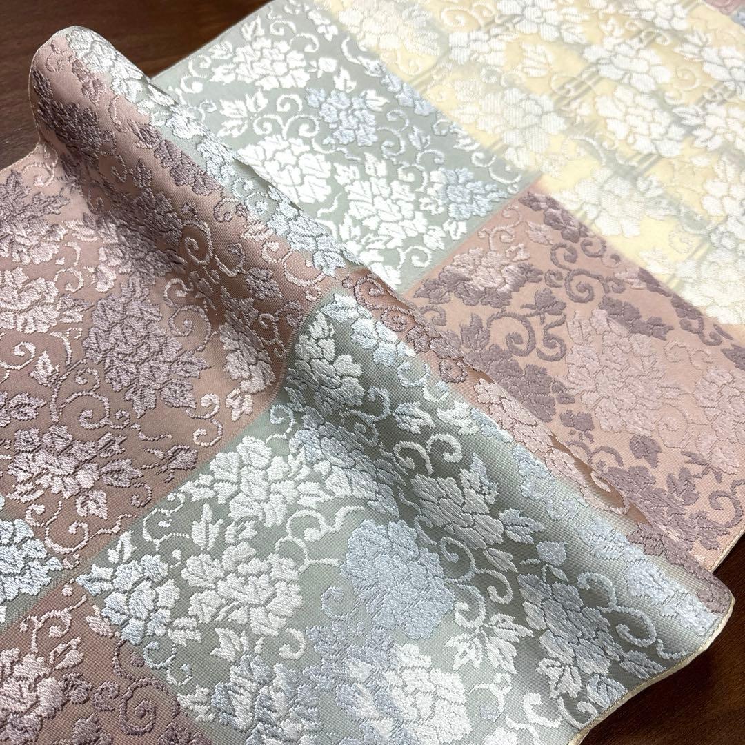 正絹　袋帯《唐織　花唐草》